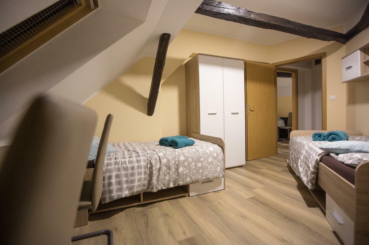 Minidorm Rooms In Heart Of City Center Marburg Exterior foto